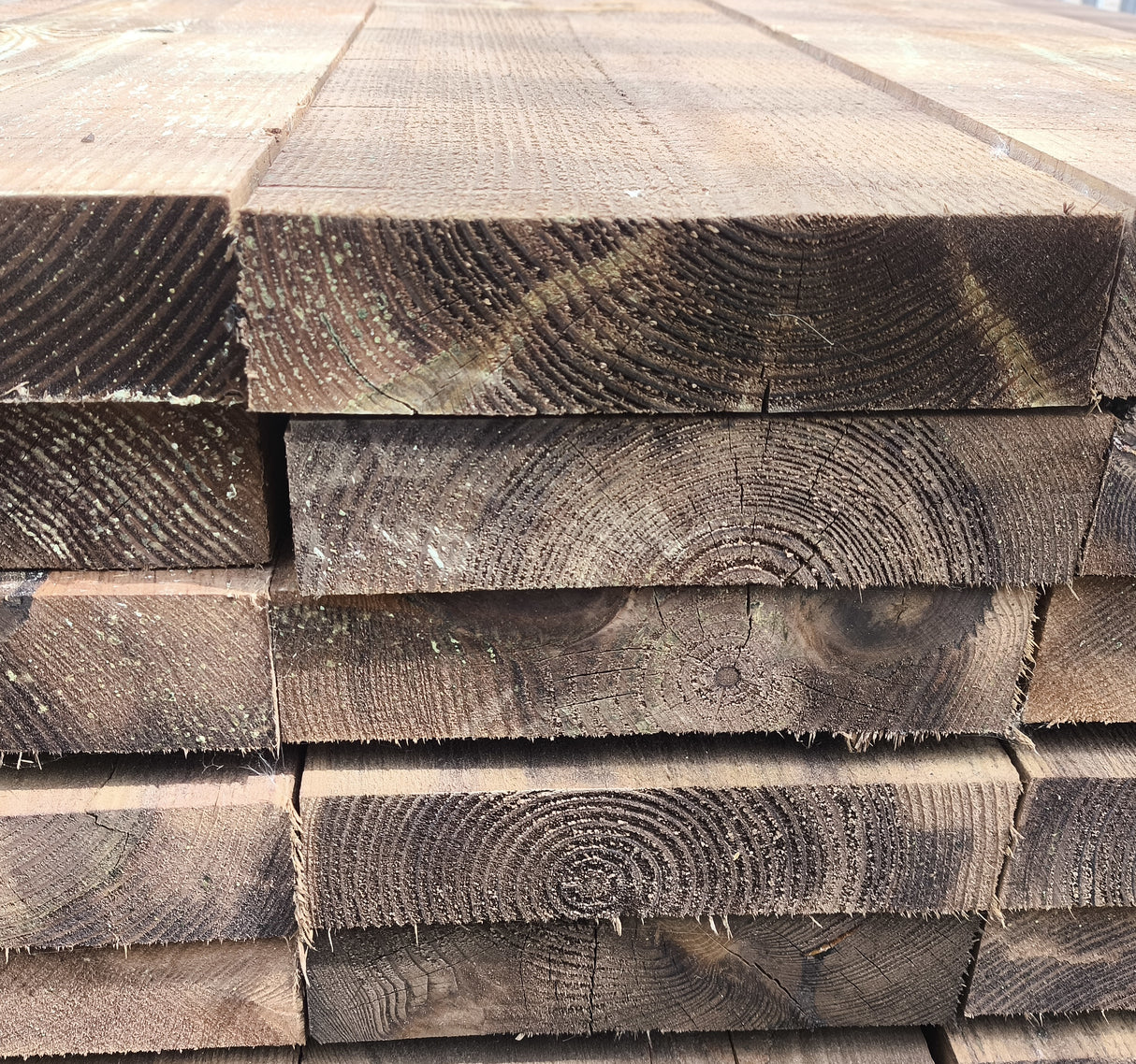 SAWN BOARDS 47MM X 200MM